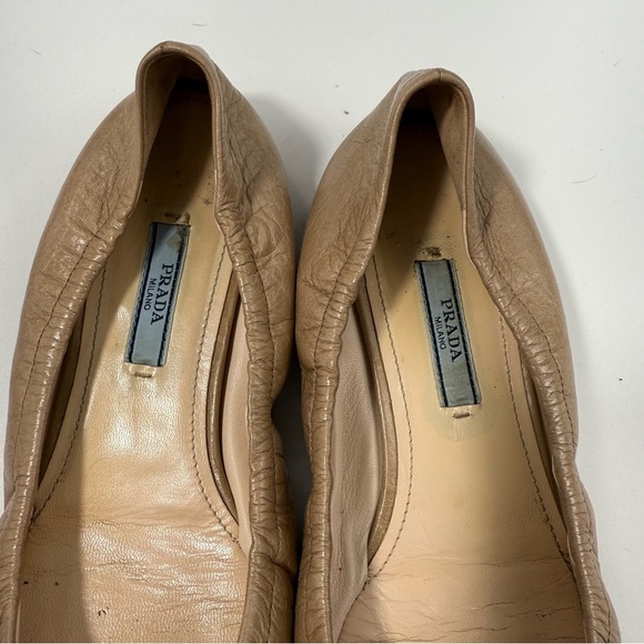 Prada pointed toe beige leather ballet flats with bow tassel 38.5 /8 - Picture 9 of 11